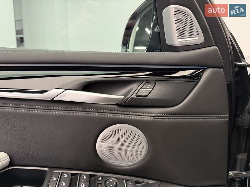 Внедорожник / Кроссовер BMW X5 M 2016 в Киеве