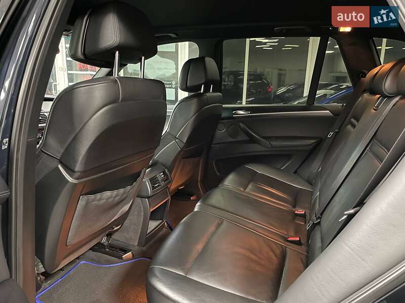 Внедорожник / Кроссовер BMW X5 M 2011 в Киеве