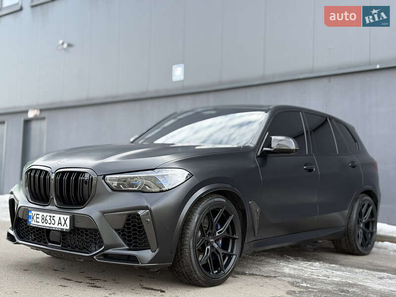 Внедорожник / Кроссовер BMW X5 M 2022 в Киеве