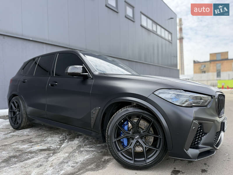 Внедорожник / Кроссовер BMW X5 M 2022 в Киеве