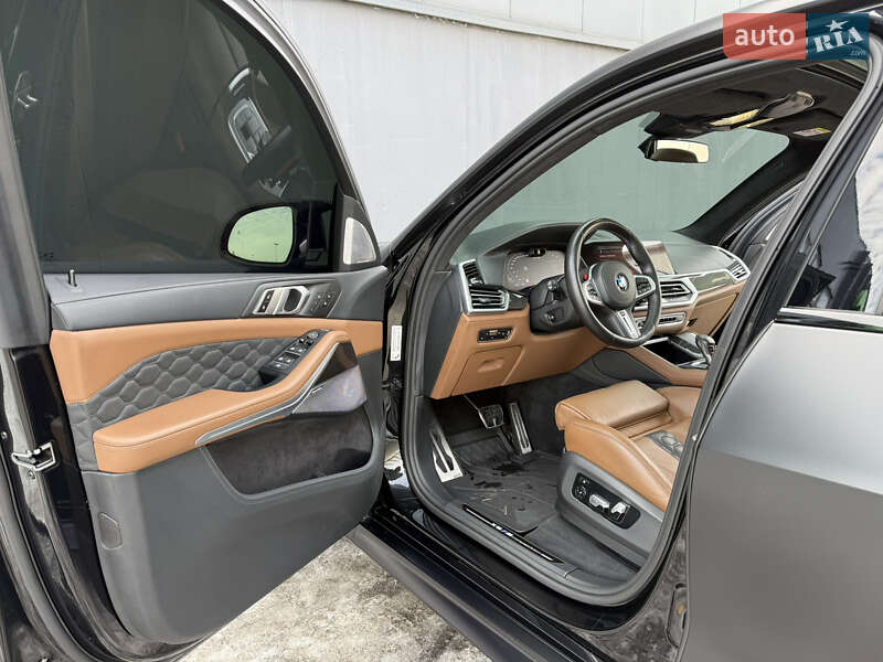 Внедорожник / Кроссовер BMW X5 M 2022 в Киеве