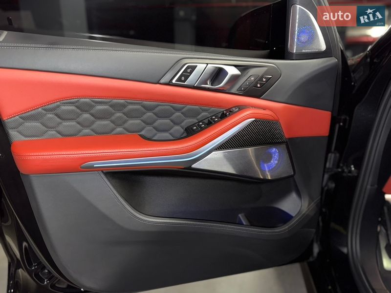 Внедорожник / Кроссовер BMW X5 M 2022 в Киеве