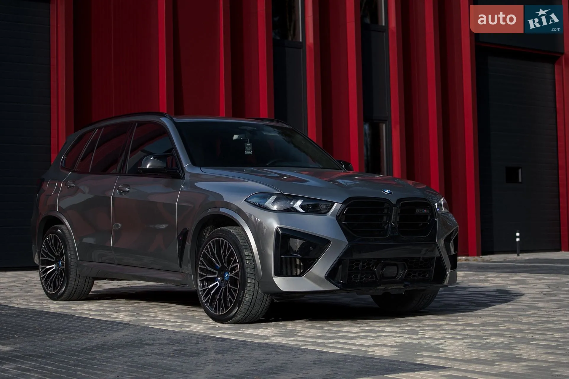 2022 BMW X5 M - мініатюра 3