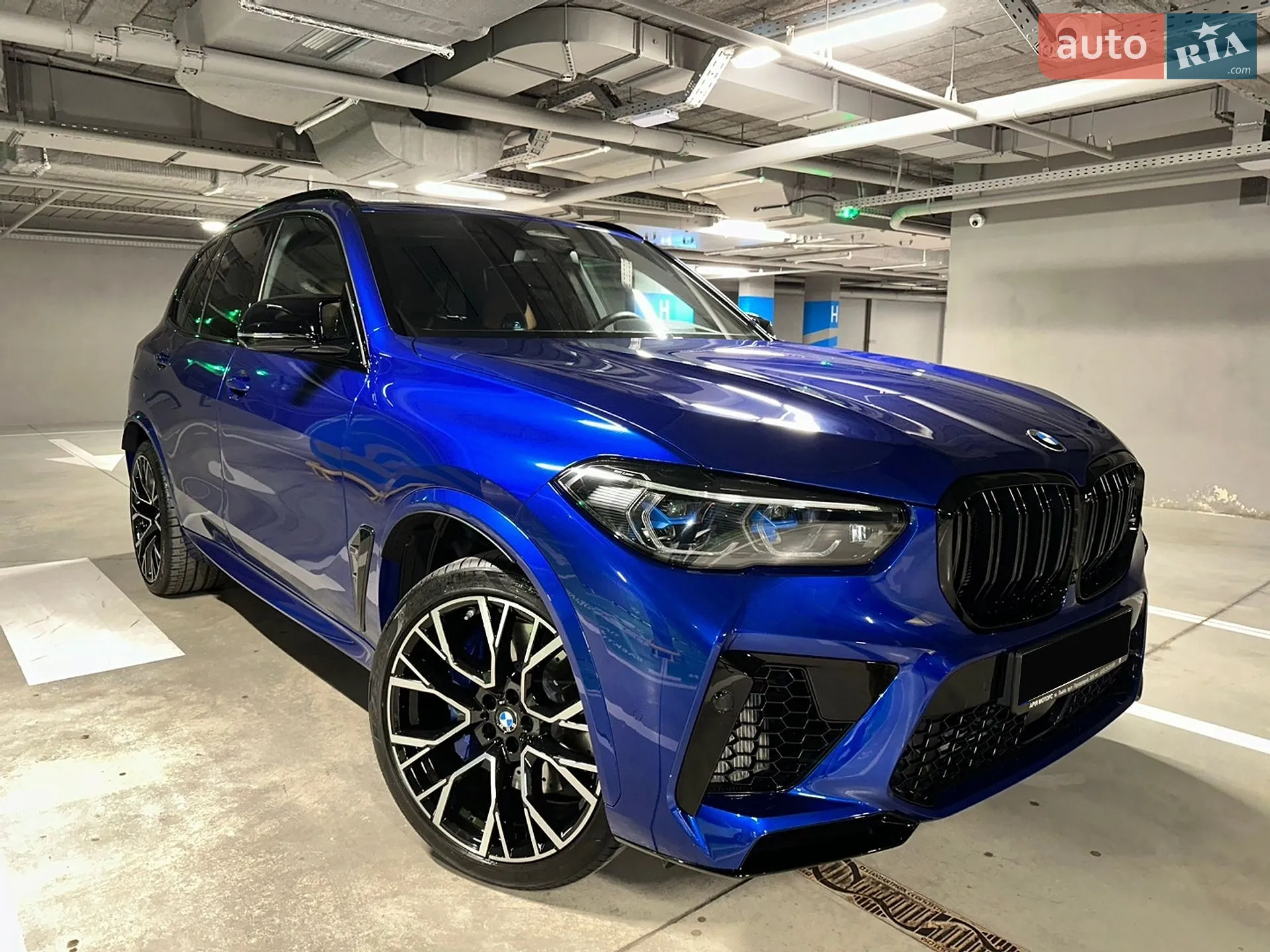 2022 BMW X5 M - мініатюра 3
