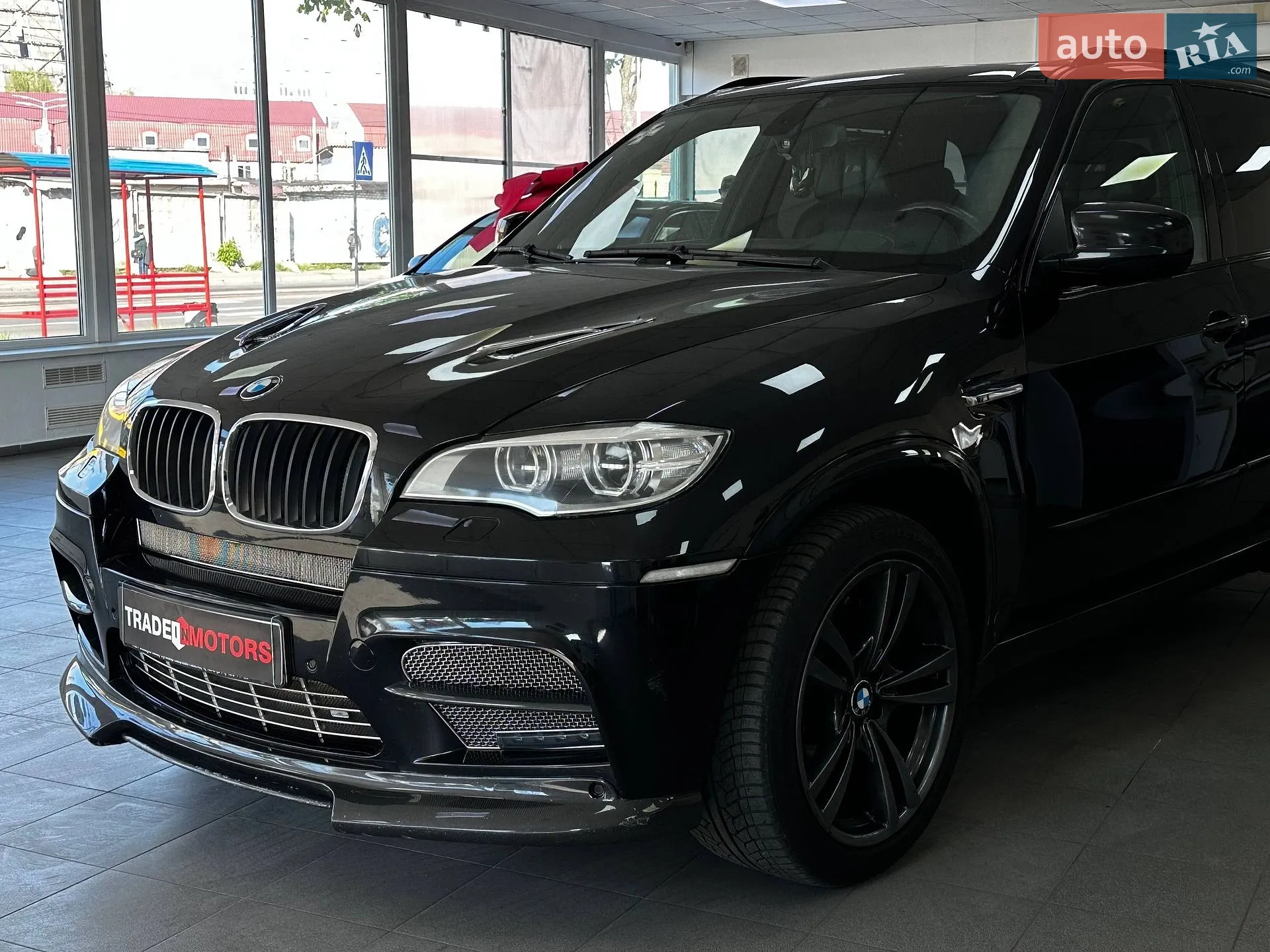 2010 BMW X5 M - мініатюра 4