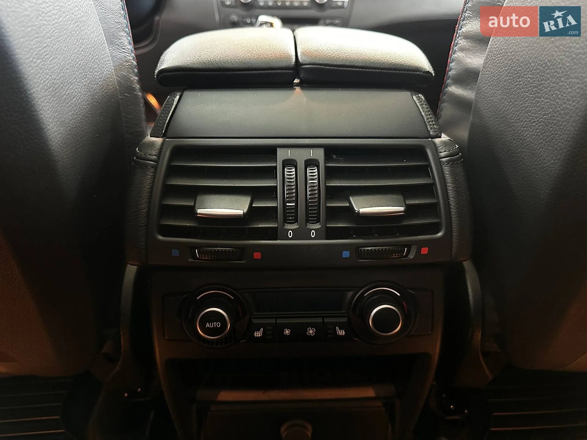 2010 BMW X5 M - мініатюра 25