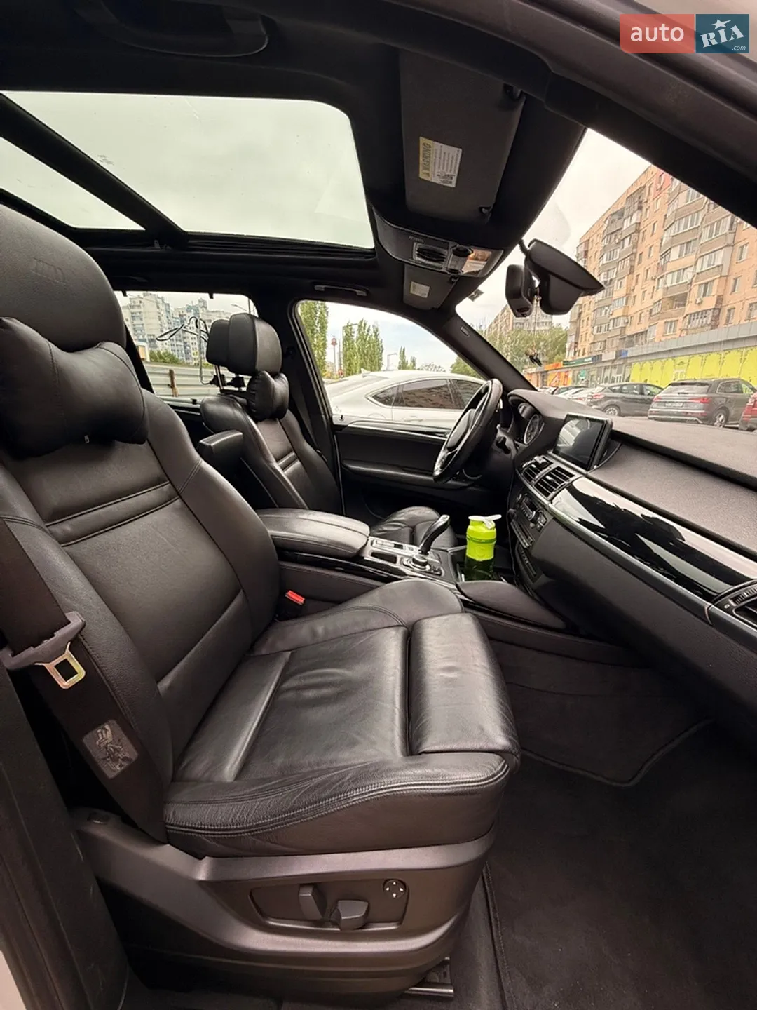 2010 BMW X5 M - мініатюра 14