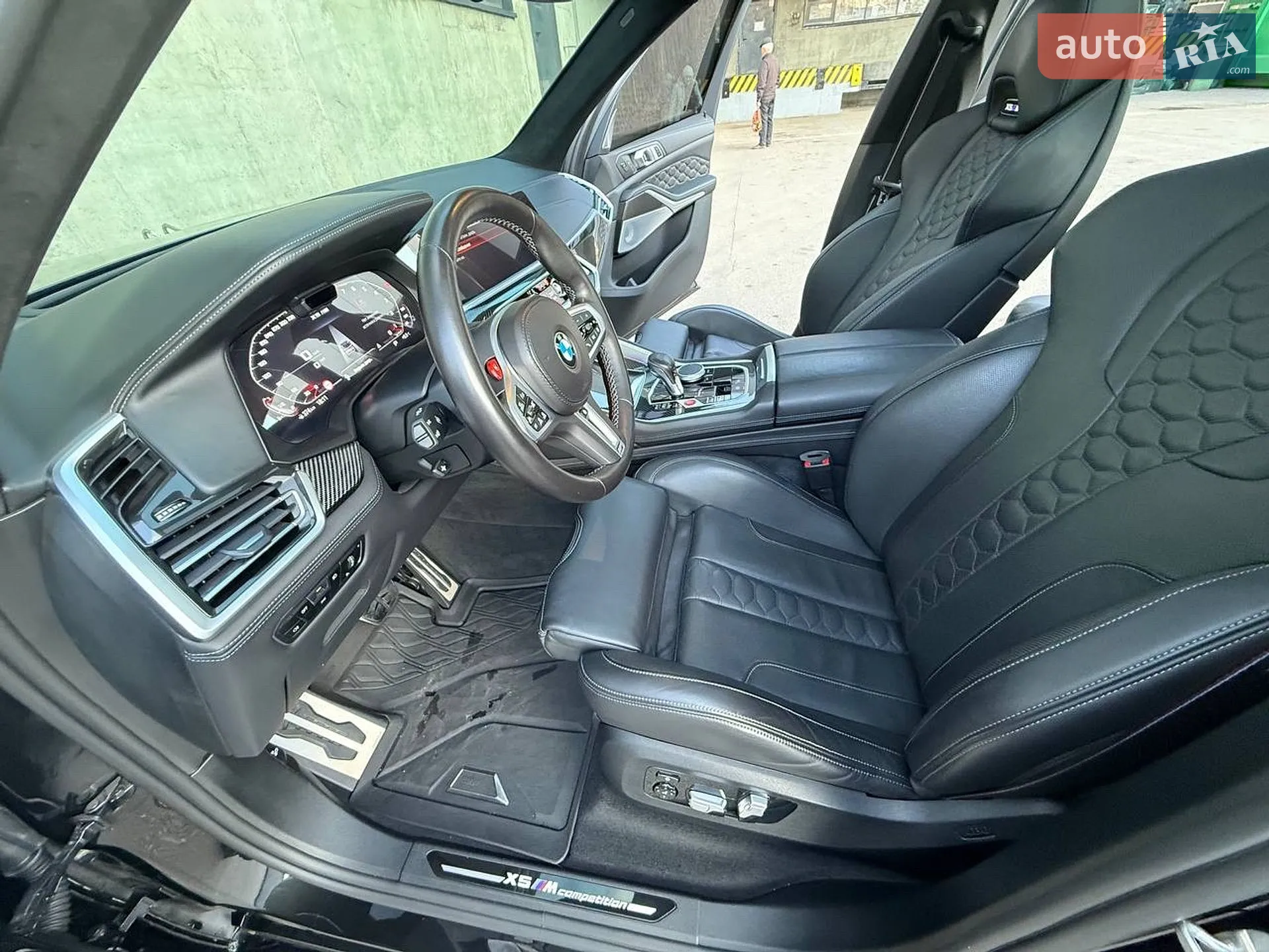 2022 BMW X5 M - мініатюра 18