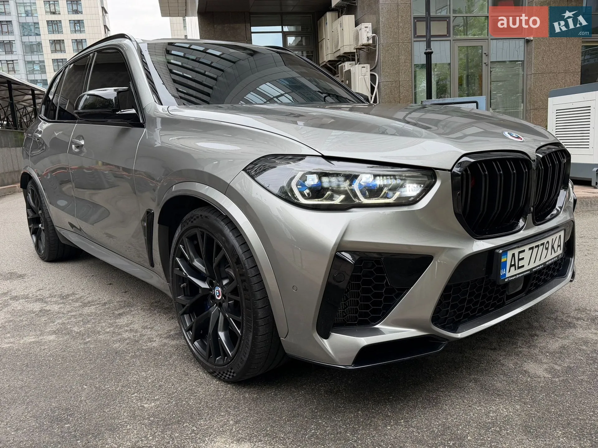 2022 BMW X5 M - мініатюра 6