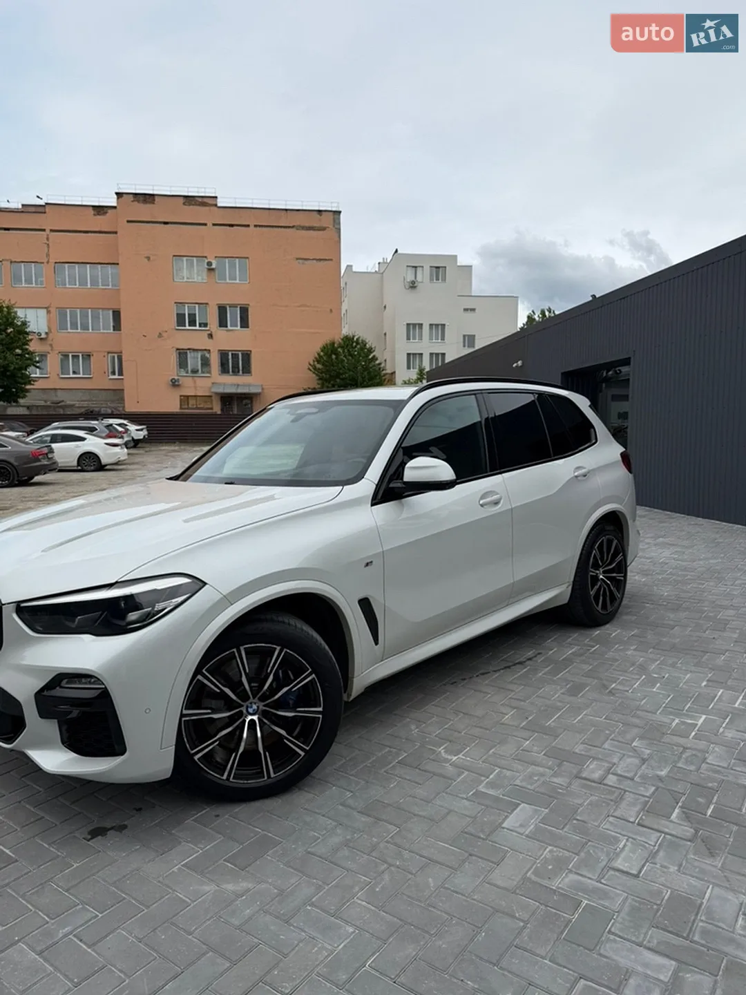 2019 BMW X5 M - мініатюра 12