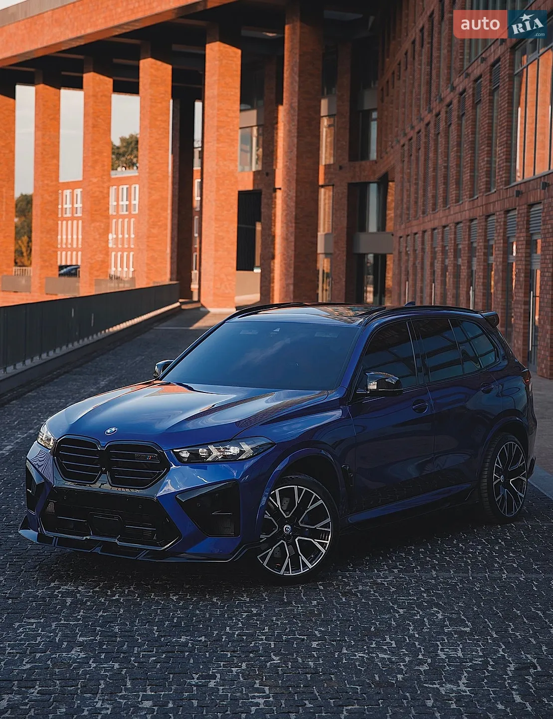 2022 BMW X5 M - мініатюра 6