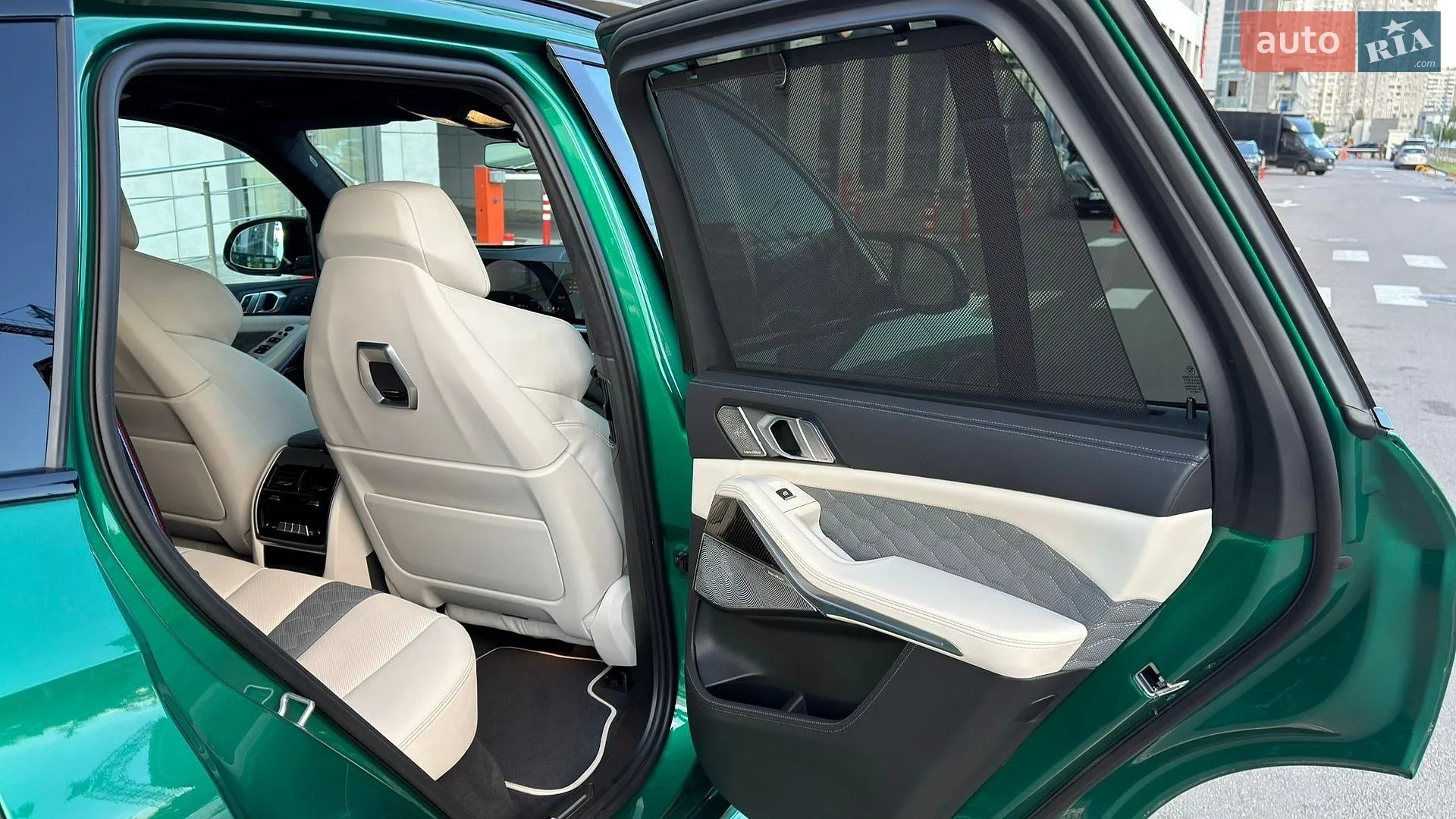 2024 BMW X5 M - мініатюра 54