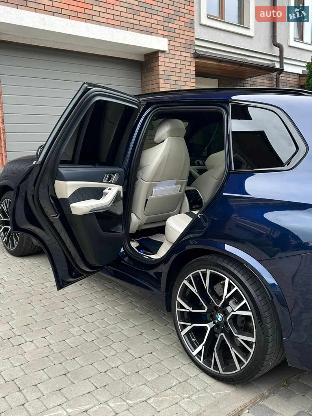 2022 BMW X5 M - мініатюра 20