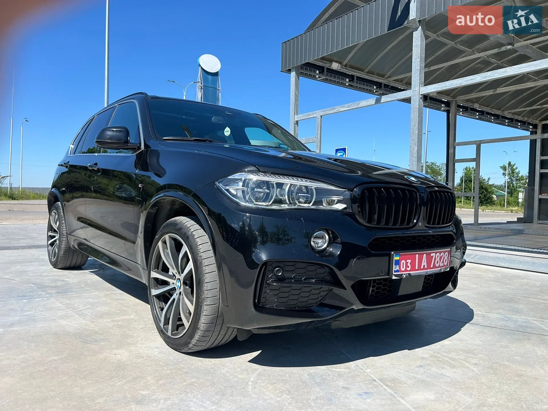 2016 BMW X5 M - мініатюра 4
