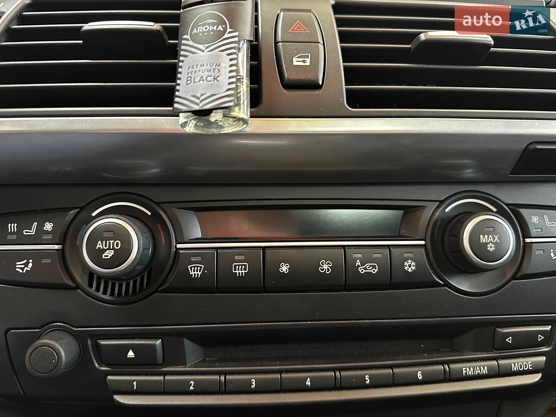 2010 BMW X5 M - мініатюра 34