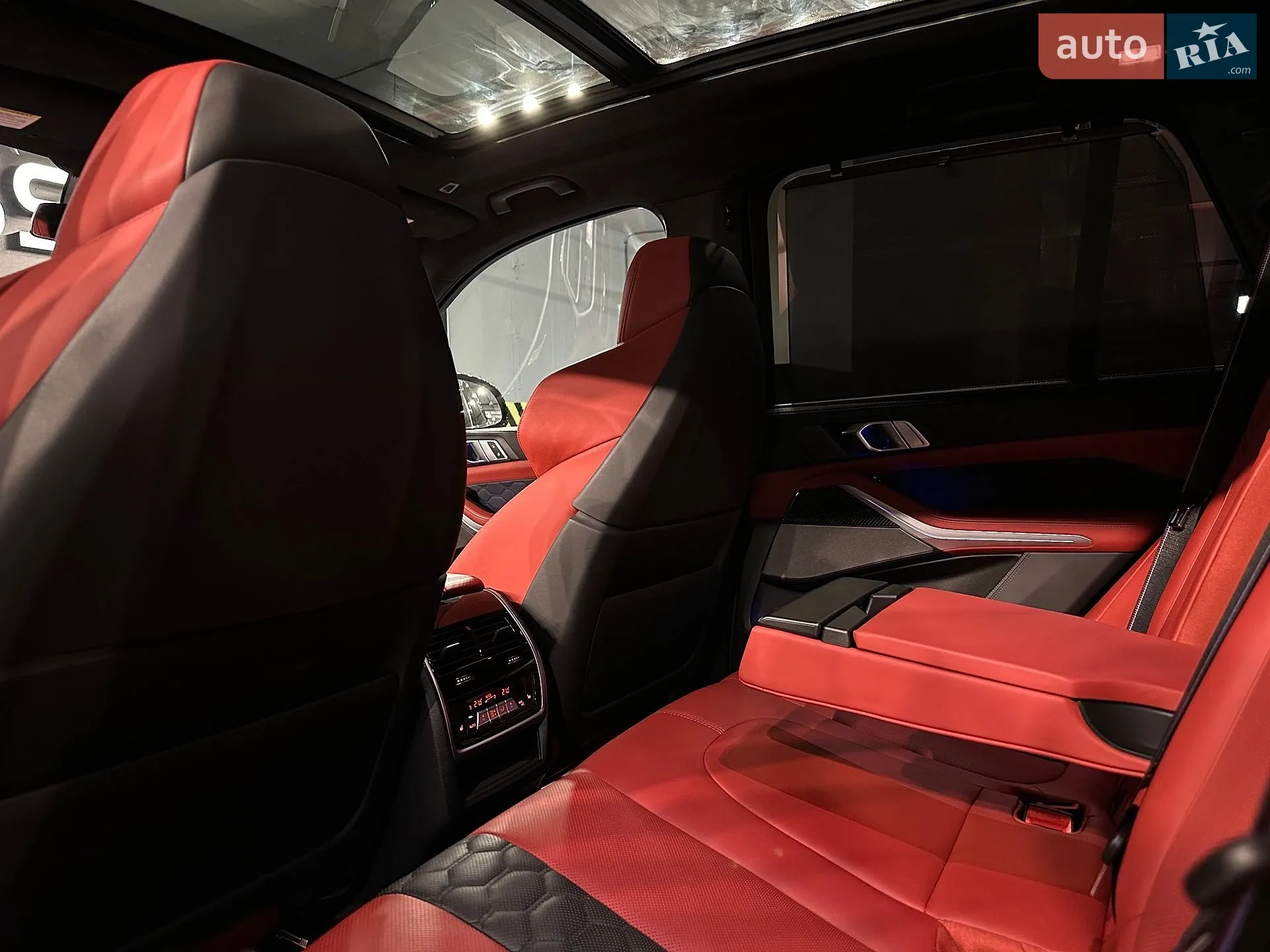 2022 BMW X5 M - мініатюра 12