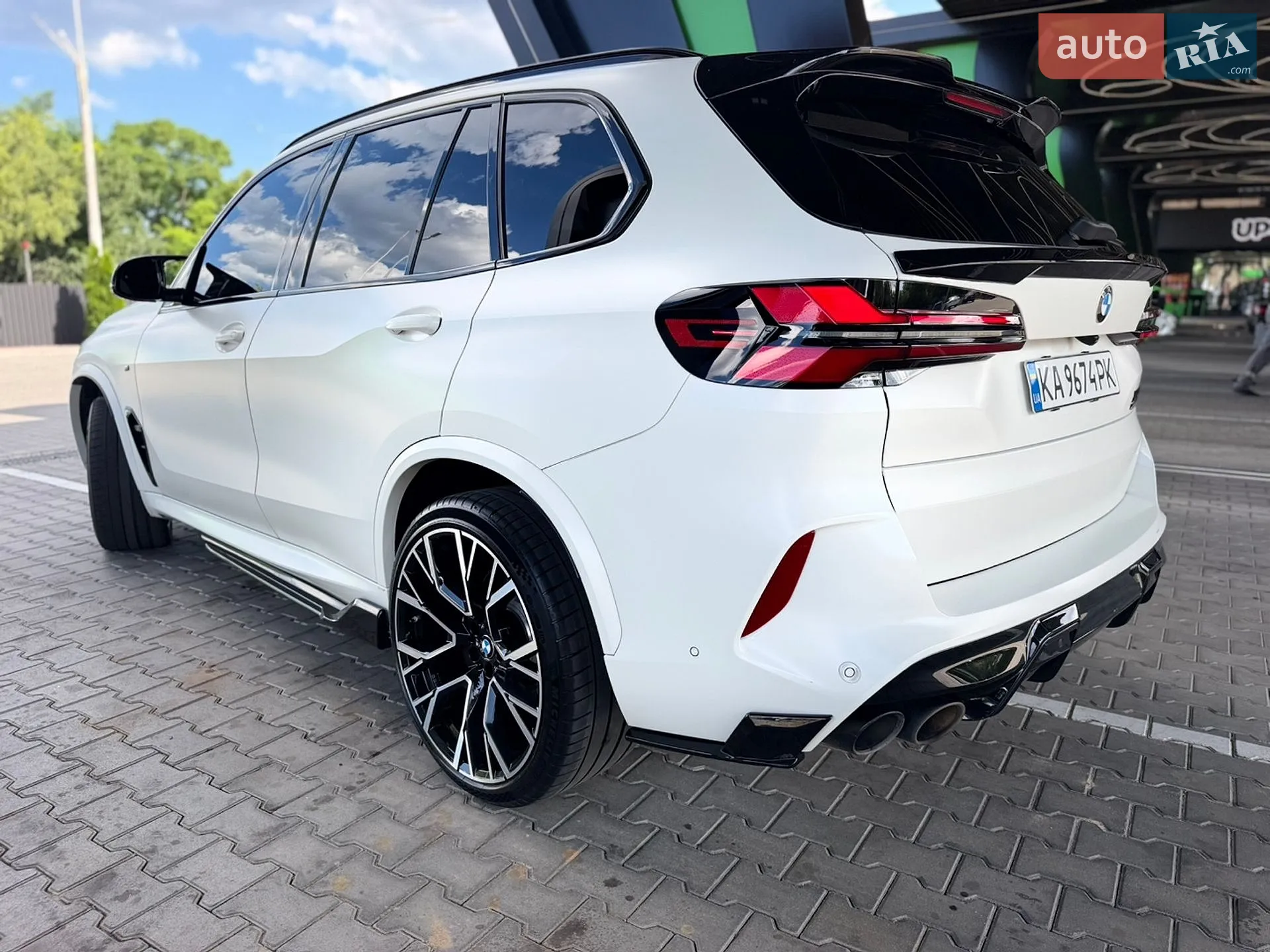 2021 BMW X5 M - мініатюра 16