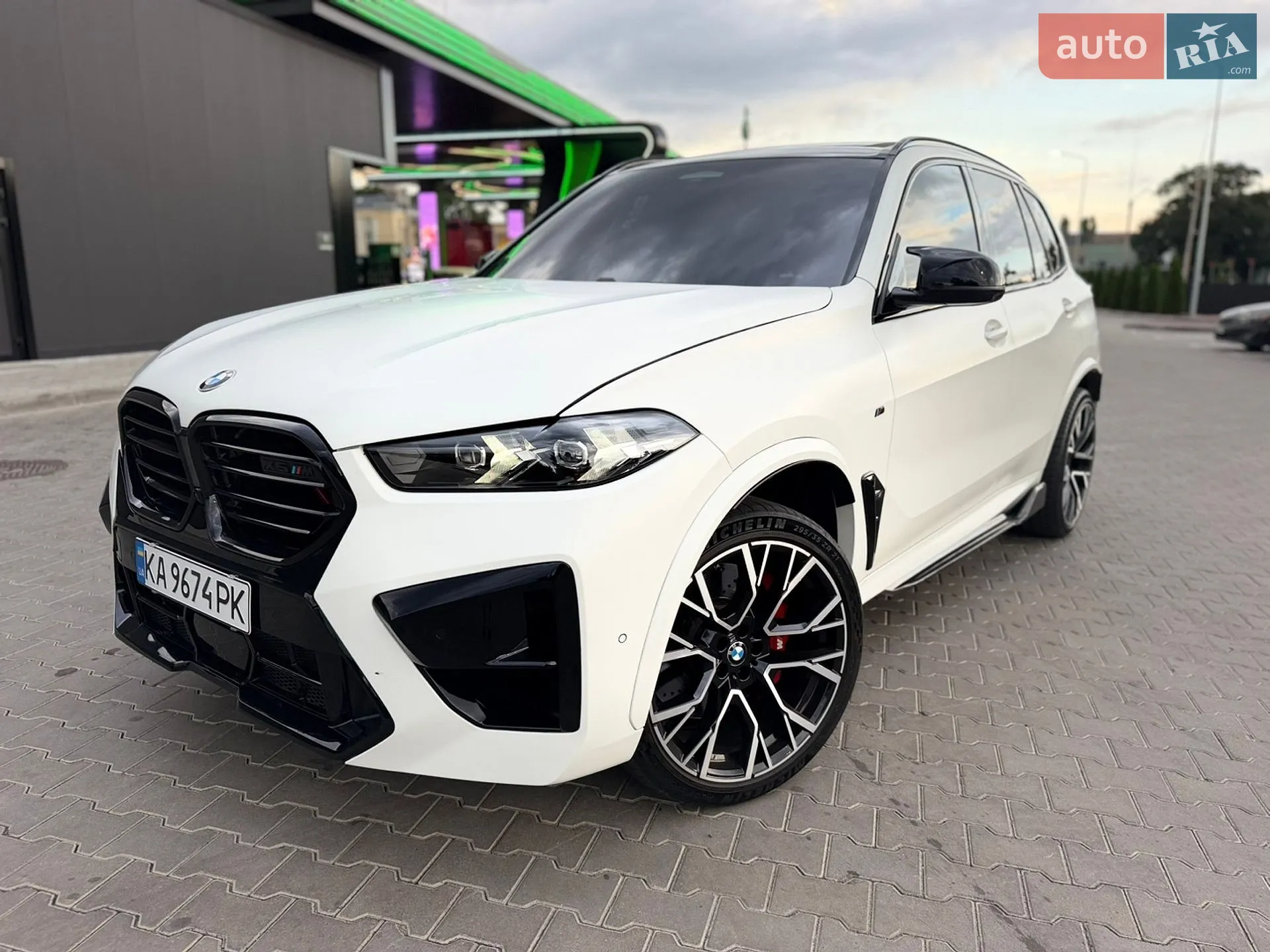 2021 BMW X5 M - мініатюра 8