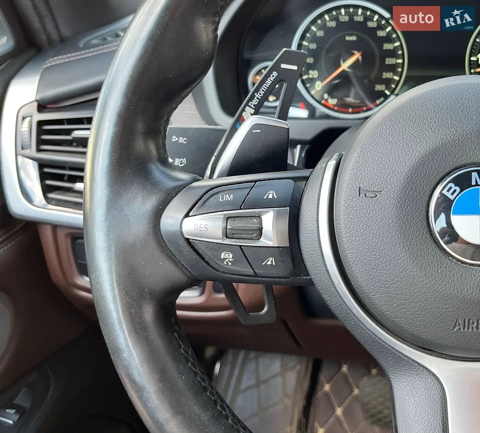 2014 BMW X5 M - мініатюра 19