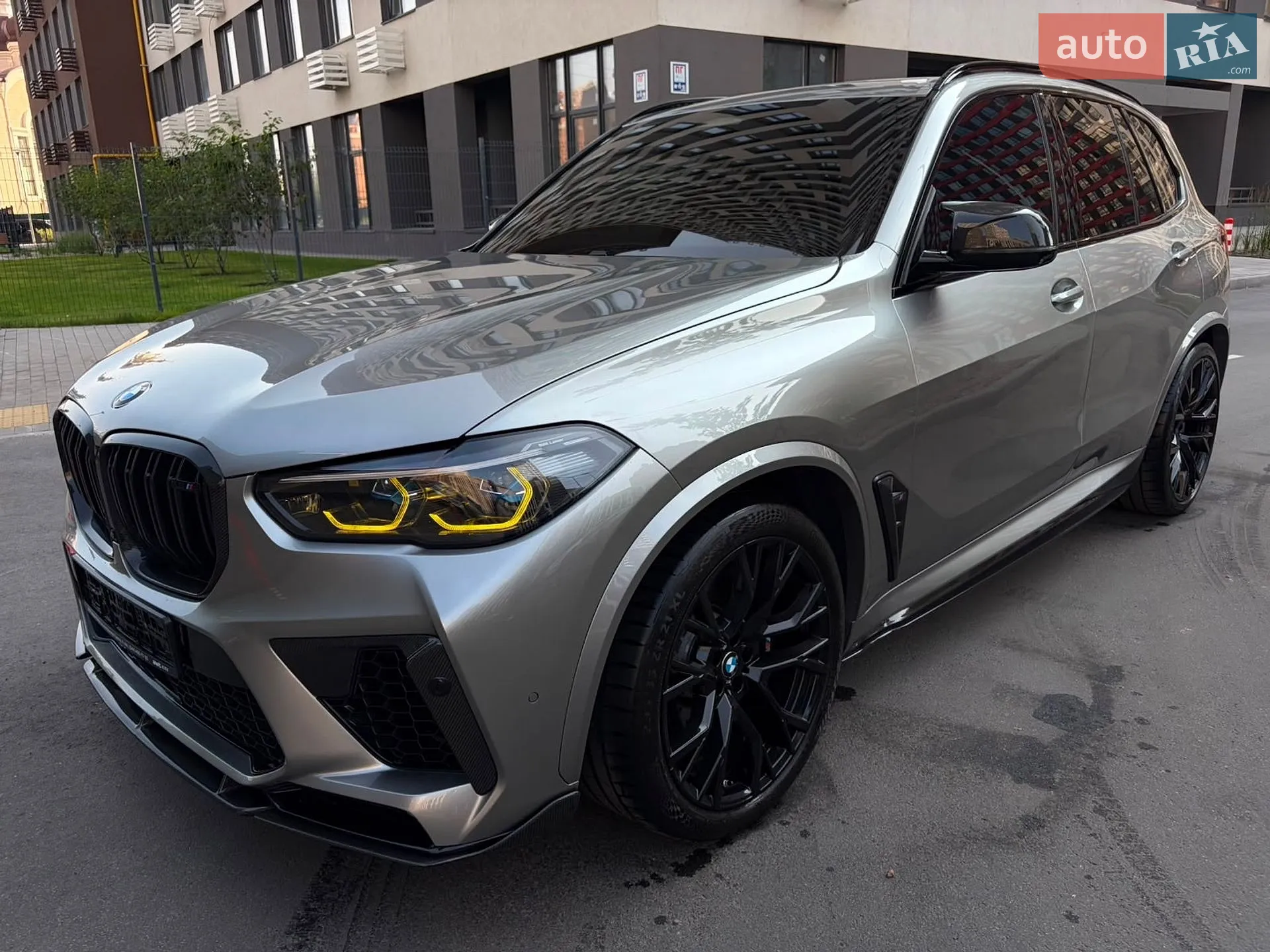 2022 BMW X5 M - мініатюра 21