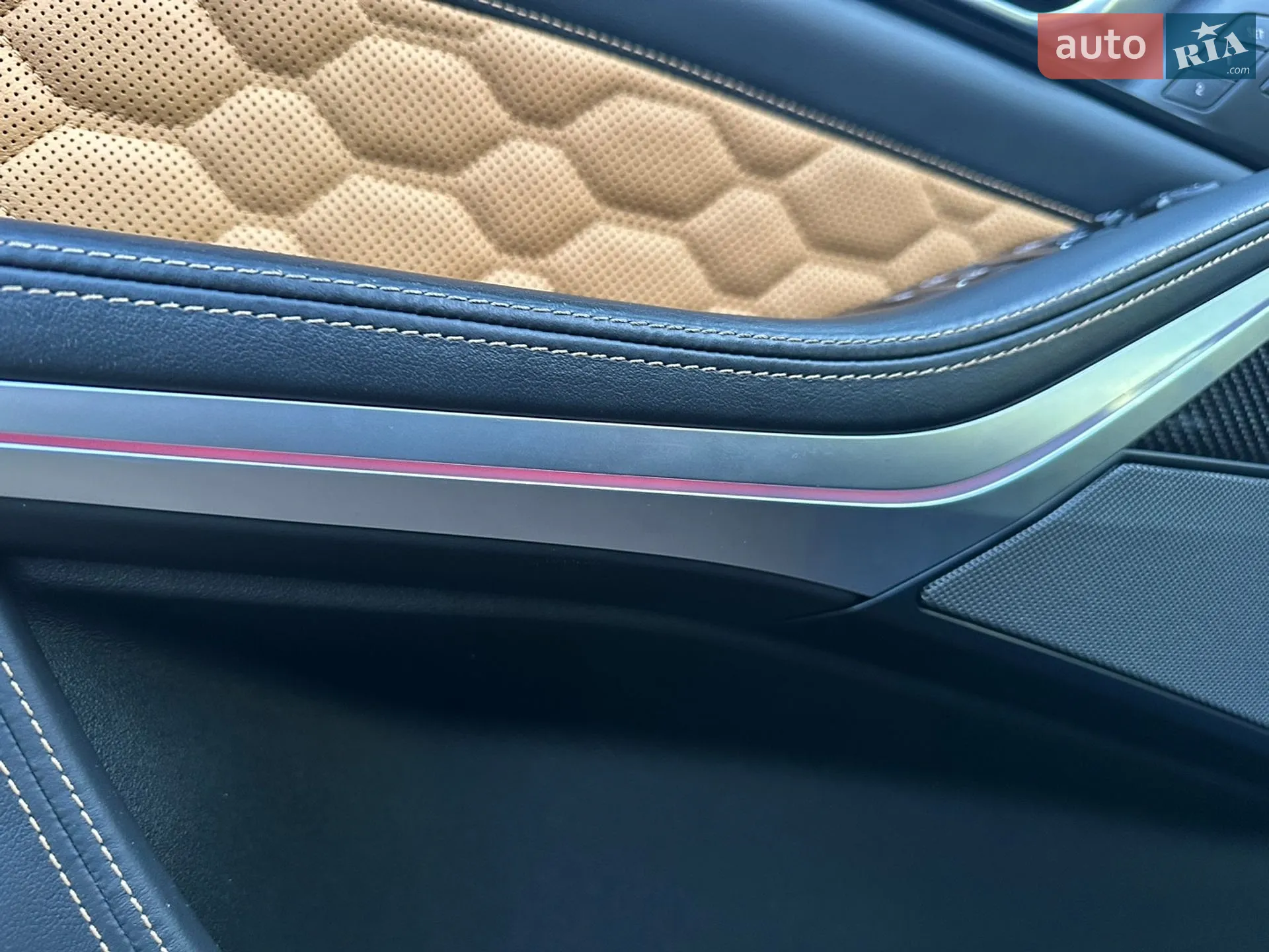 2020 BMW X5 M - мініатюра 100