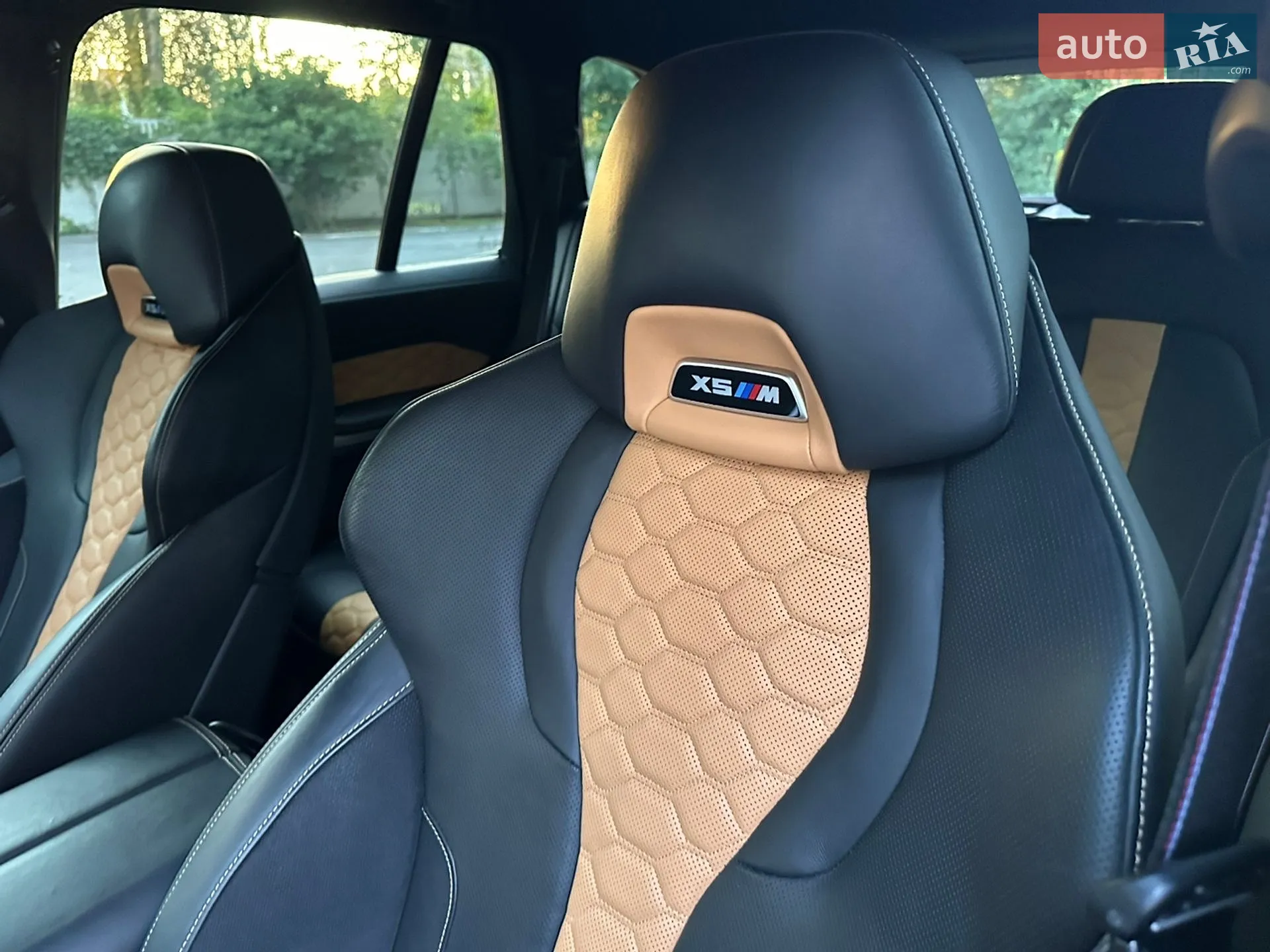 2020 BMW X5 M - мініатюра 111