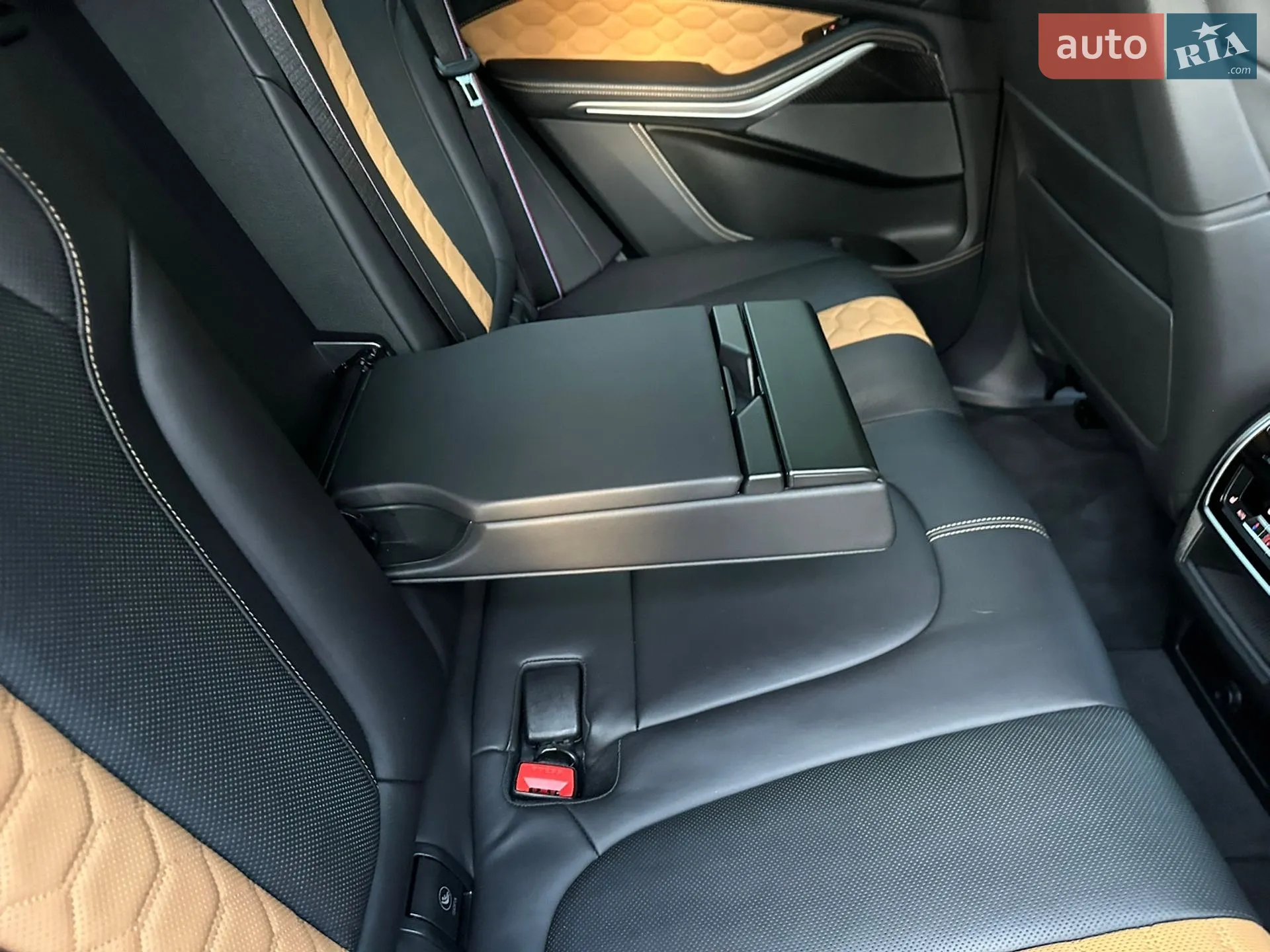 2020 BMW X5 M - мініатюра 177