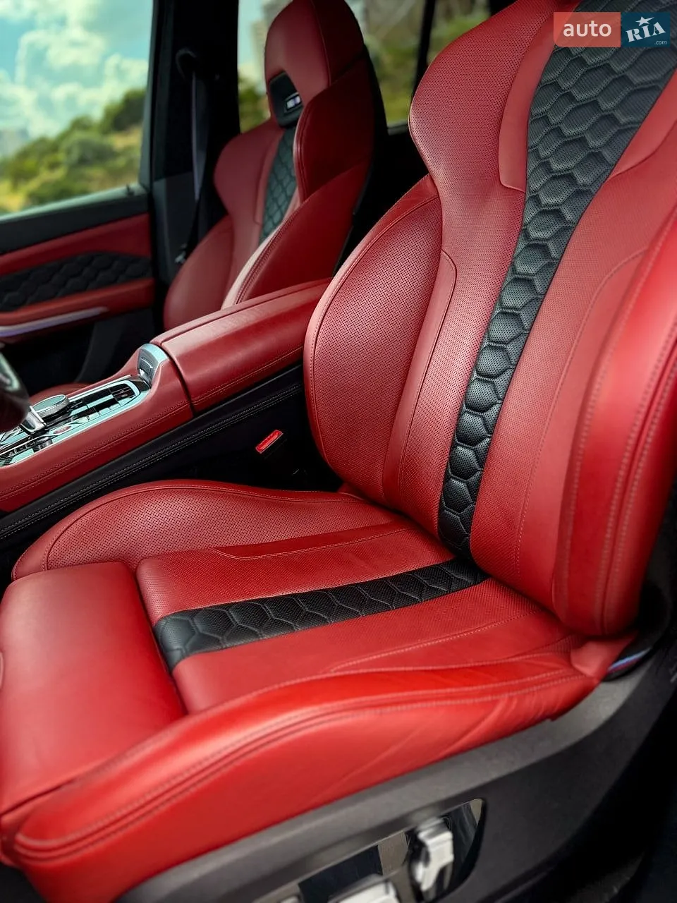 2022 BMW X5 M - мініатюра 43