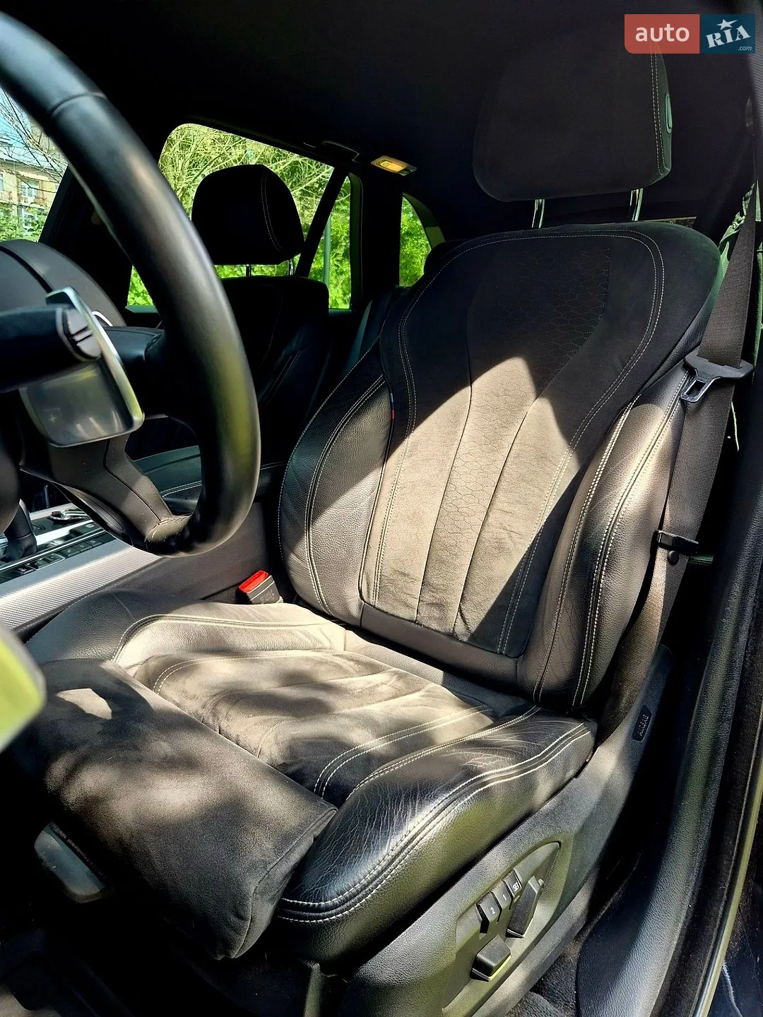 2017 BMW X5 M - мініатюра 17