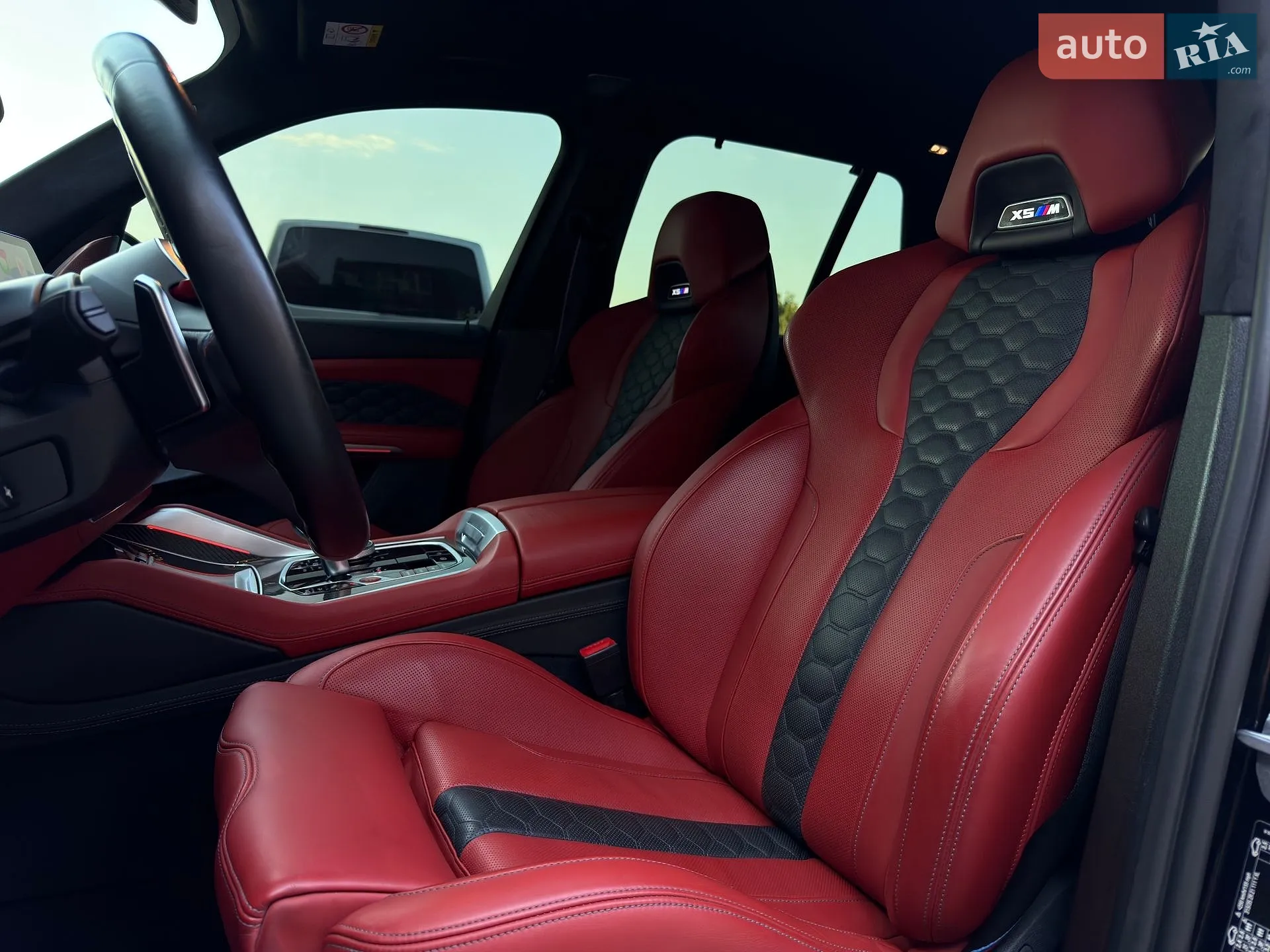 2022 BMW X5 M - мініатюра 31
