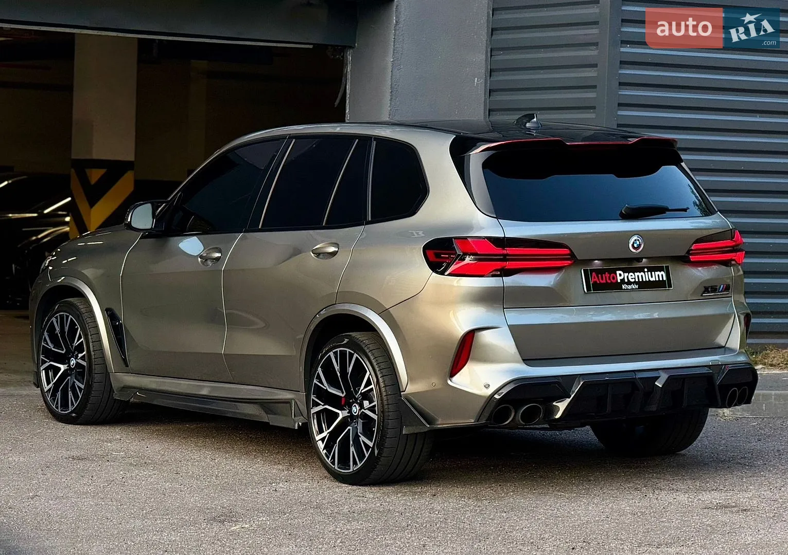 2022 BMW X5 M - мініатюра 8