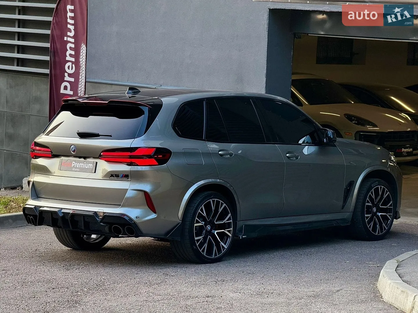2022 BMW X5 M - мініатюра 13