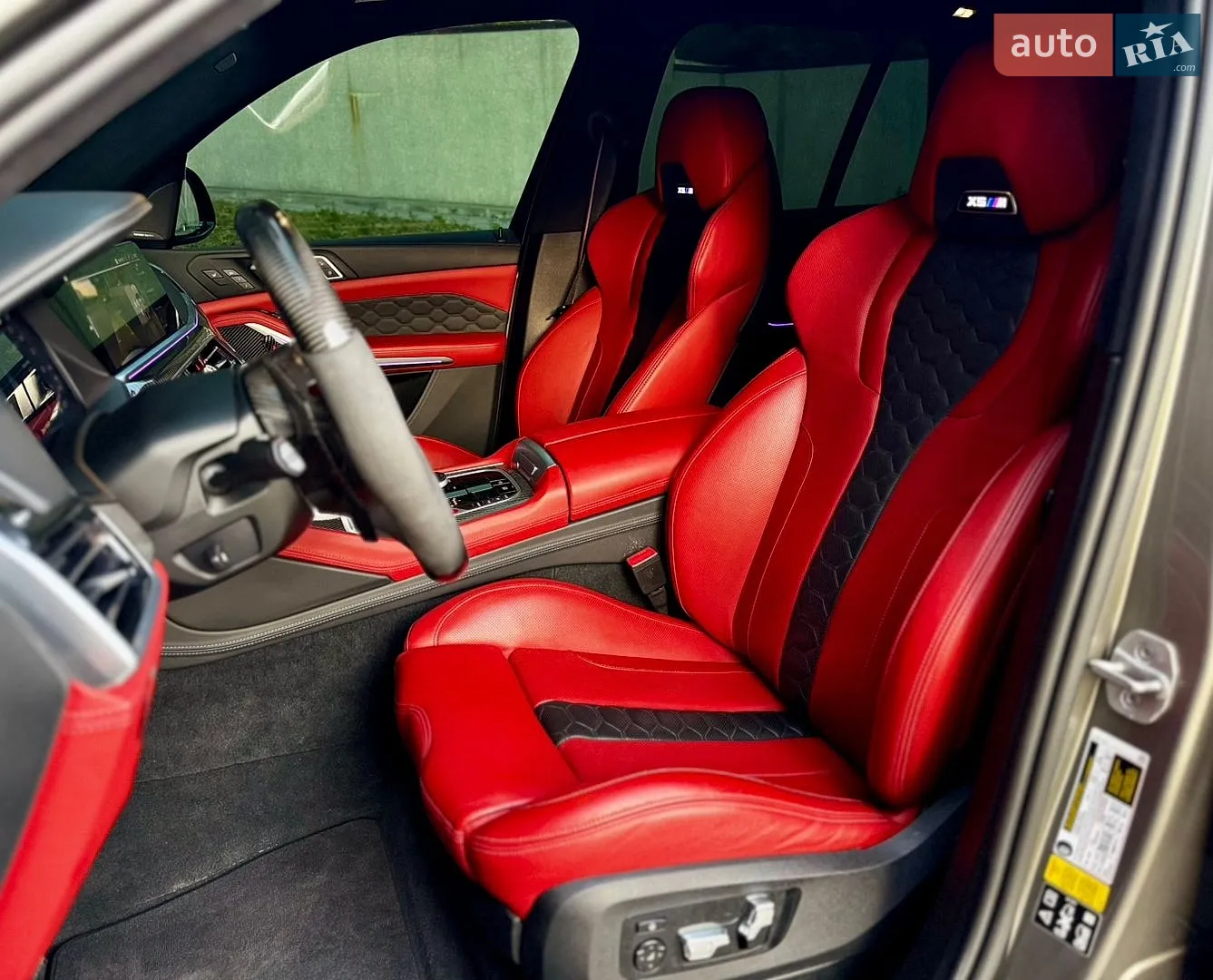 2022 BMW X5 M - мініатюра 19