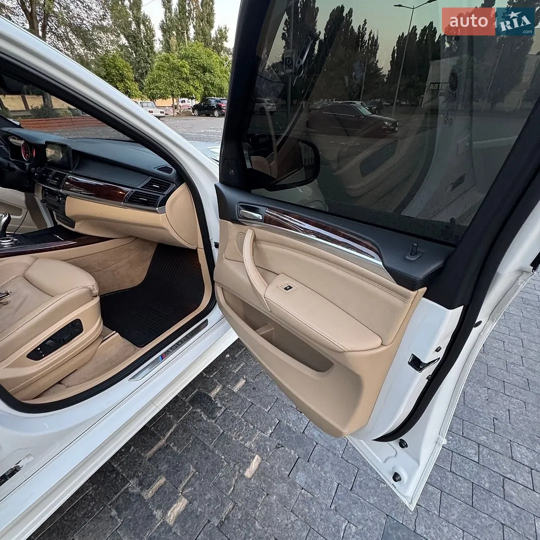 2012 BMW X5 M - мініатюра 18