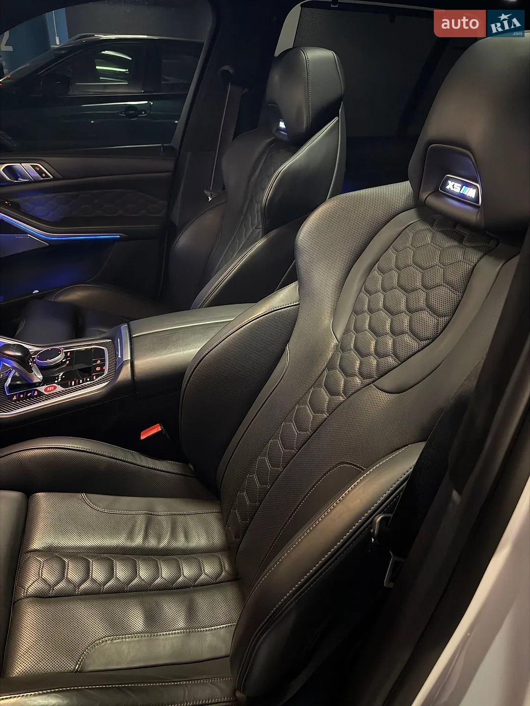 2022 BMW X5 M - мініатюра 16