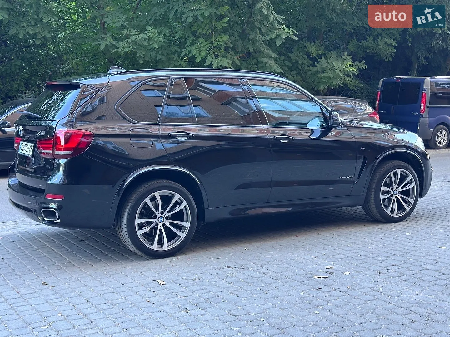 2016 BMW X5 M - мініатюра 3