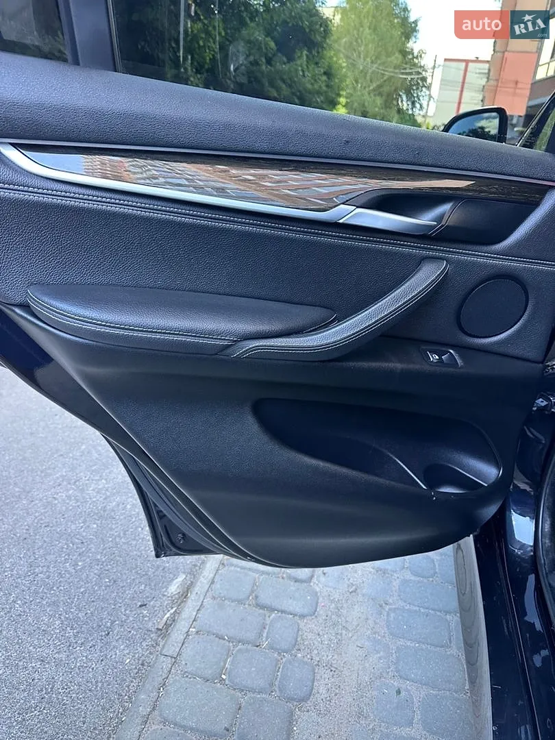 2016 BMW X5 M - мініатюра 16