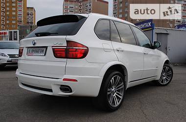 Внедорожник / Кроссовер BMW X5 2012 в Киеве