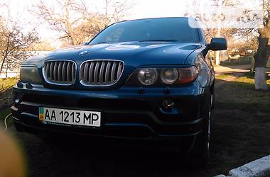 Внедорожник / Кроссовер BMW X5 2000 в Голованевске