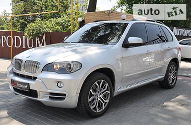 Внедорожник / Кроссовер BMW X5 2010 в Одессе