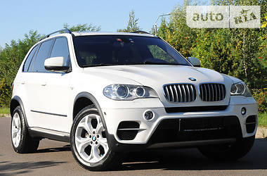 Внедорожник / Кроссовер BMW X5 2011 в Ровно