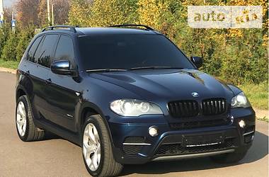 Внедорожник / Кроссовер BMW X5 2011 в Киеве