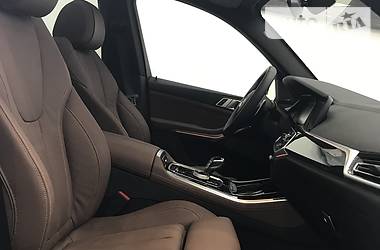 Внедорожник / Кроссовер BMW X5 2018 в 