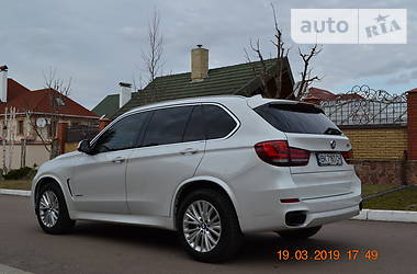 Внедорожник / Кроссовер BMW X5 2015 в Ровно