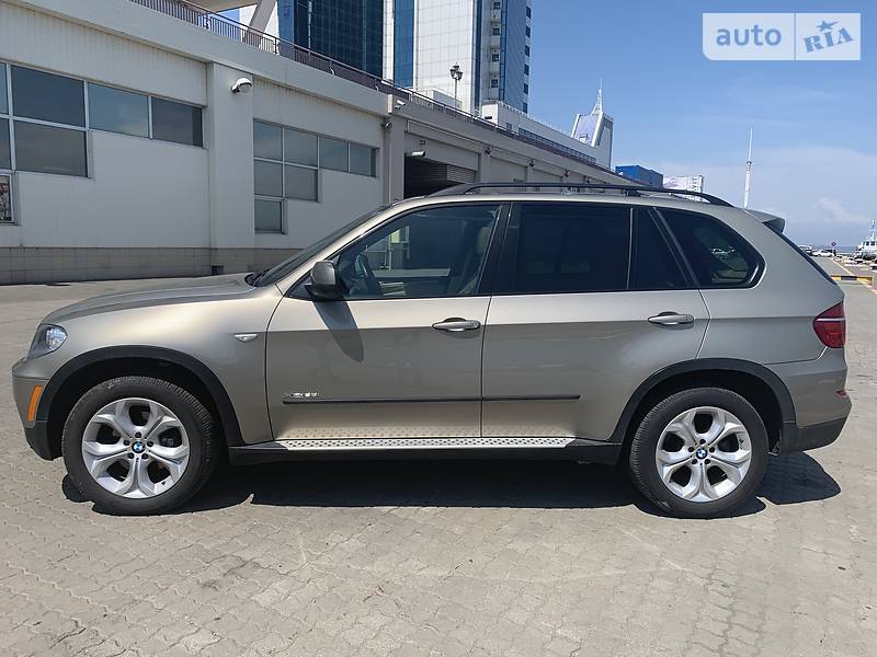 Позашляховик / Кросовер BMW X5 2011 в Києві