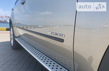 Позашляховик / Кросовер BMW X5 2011 в 