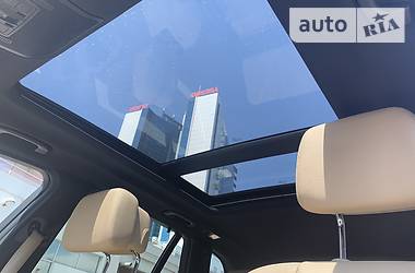 Позашляховик / Кросовер BMW X5 2011 в 