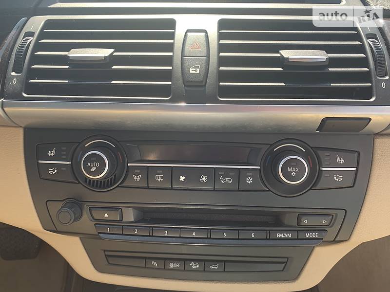 Позашляховик / Кросовер BMW X5 2011 в Києві