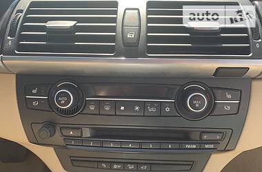 Позашляховик / Кросовер BMW X5 2011 в 