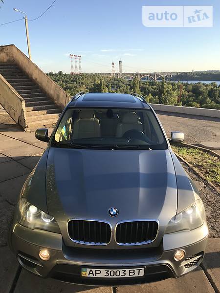 Позашляховик / Кросовер BMW X5 2010 в Запоріжжі